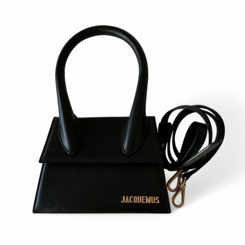 Jacquemus Le Chiquito Moyen Bag
